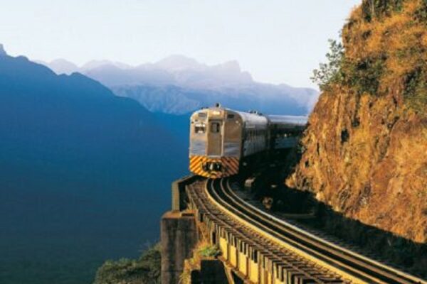 Trem Serra do Mar