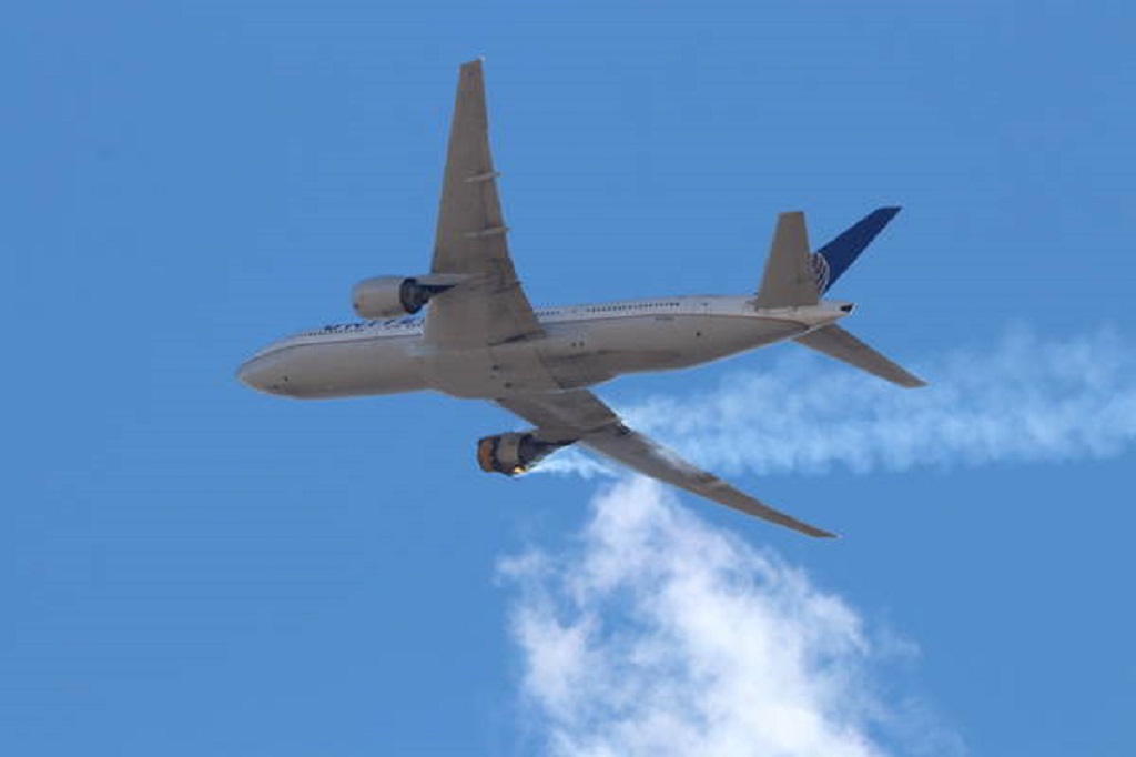 Boeing 777: fabricante recomenda suspensão de voos