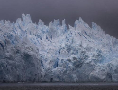 Gelo reduz na Antártida; temperatura sobe nos Alpes Suíços
