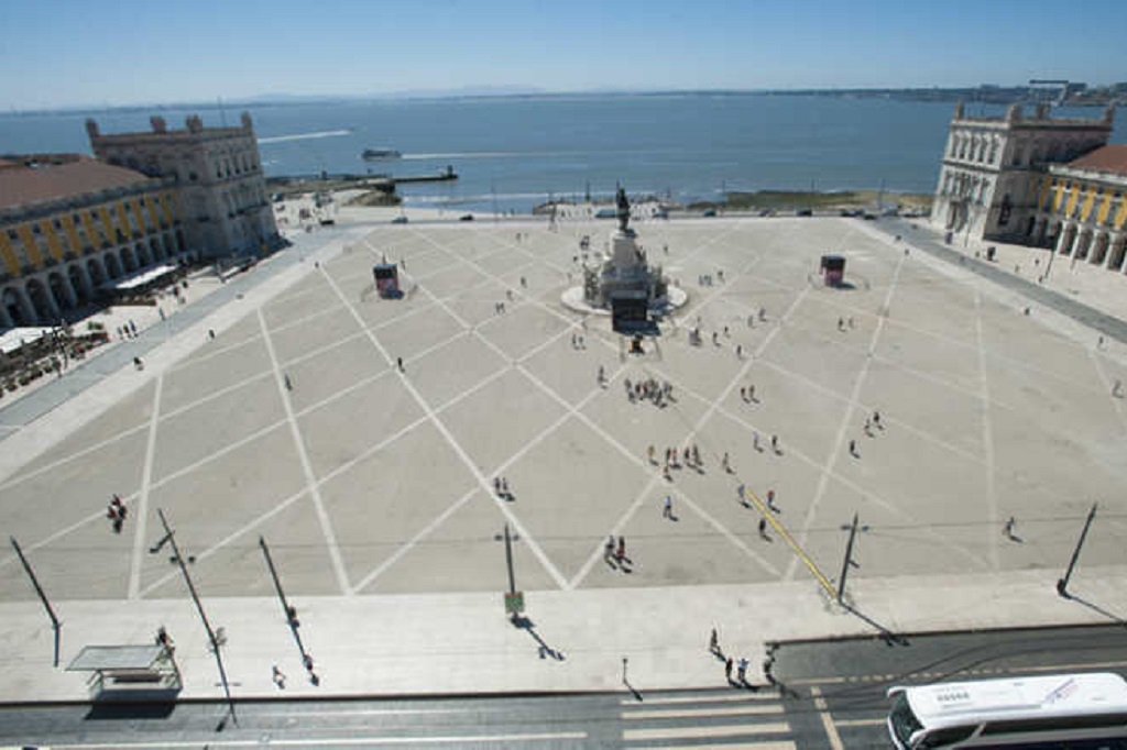 Ribeira das Naus, Lisboa, Portugal