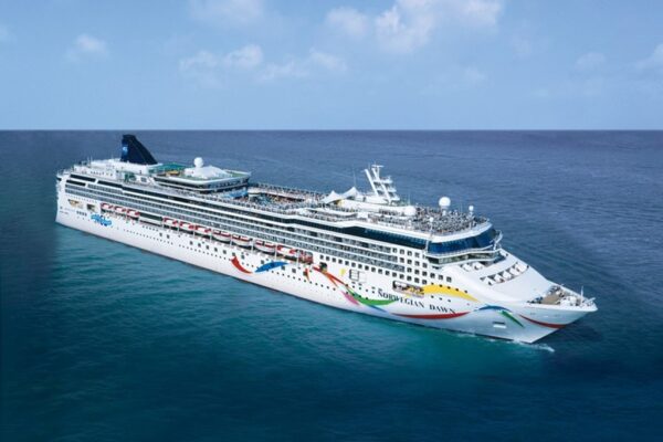 Navio Norwegian Dawn 