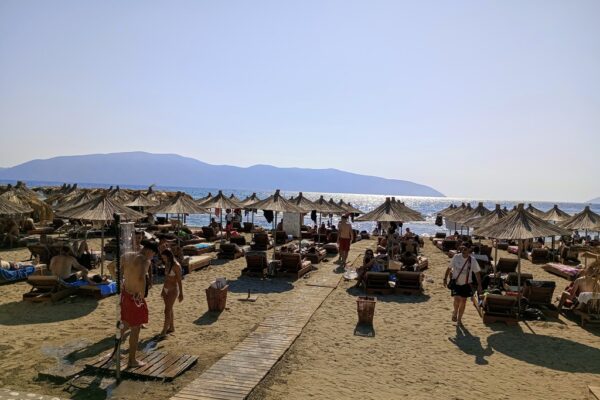 Praia na Lungomare, Vlorë, Albânia