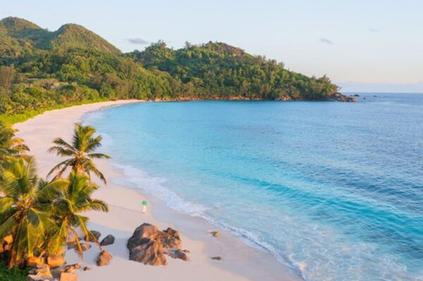 Praia Anse Intendance, Cheval Blanc Seychelles