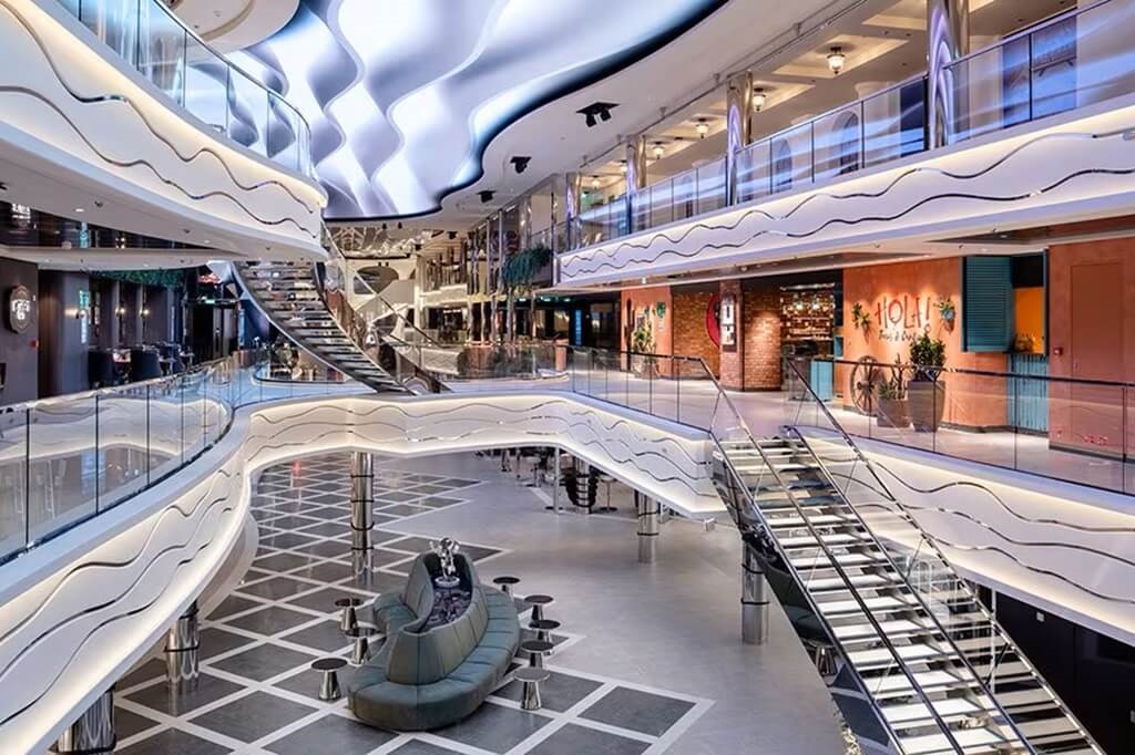 World Promenade, MSC World Asia