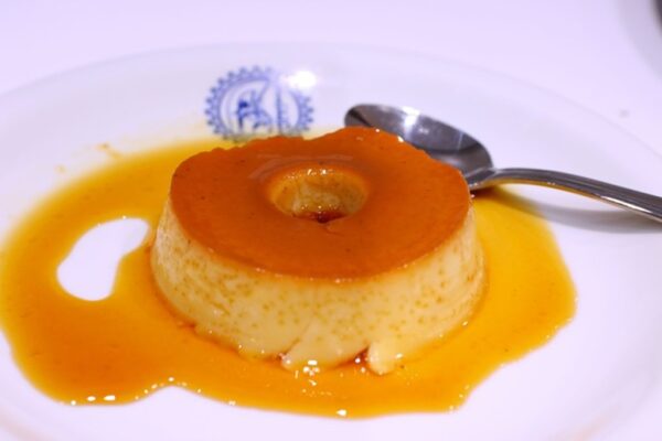 Mini pudim de leite condensado