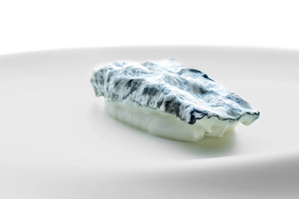 Queijo de cabra Valleoscuro e casca de trufa negra, restaurante Enigma