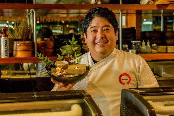 chef Mitsuharu Tsumura, restaurante Maido