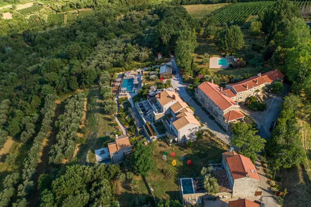 San Canzian Hotel & Residences