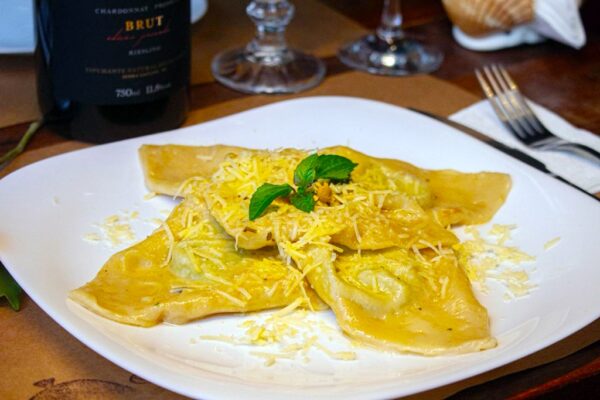 Tortelli com jambu, Il Giramondo