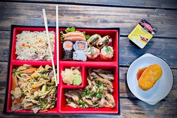 Comida, On Board Bus