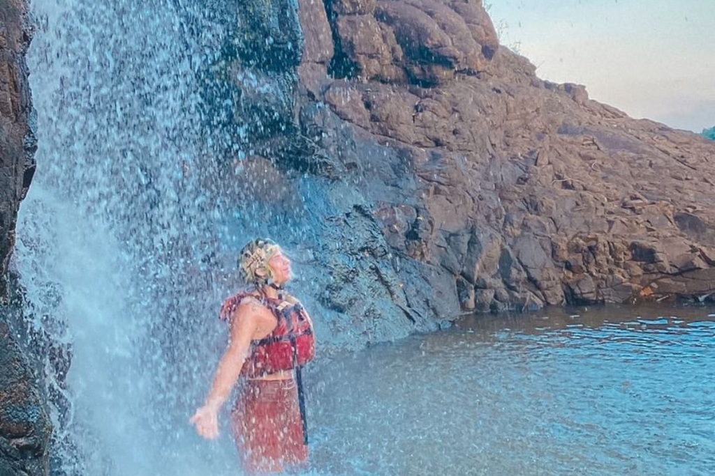 Cachoeira, Luau 4 Elements by Sanma