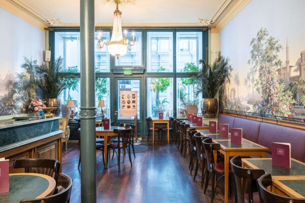 Café & Confiserie 1842