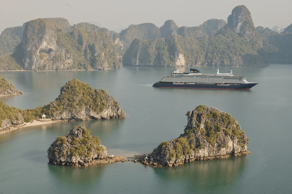 Ha Long Bay, Vietnã, Explora III, Explora Journeys