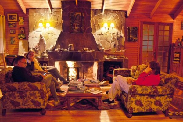 Living, Mallín Colorado Ecolodge