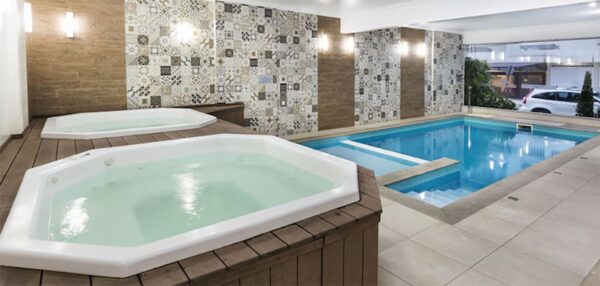 Piscina, Hotel Bella Camboriú