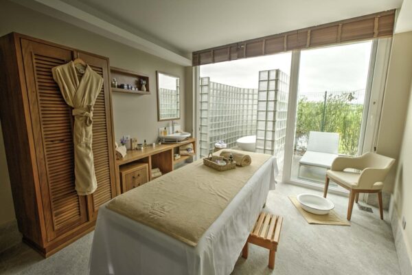 Spa Jaune by L’Occitane, Blue Tree Daj Resort & Marina