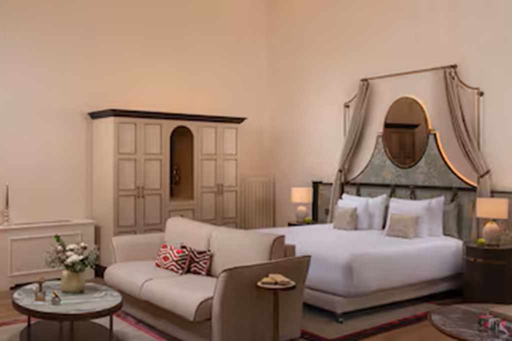 Family room triple, Porta Rossa Hotel Firenze, Colbert Collection