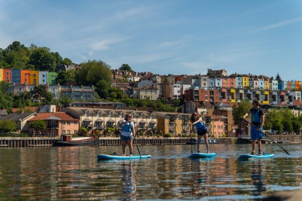 Stand up paddle em Clifton Wood, Bristol, Inglaterra