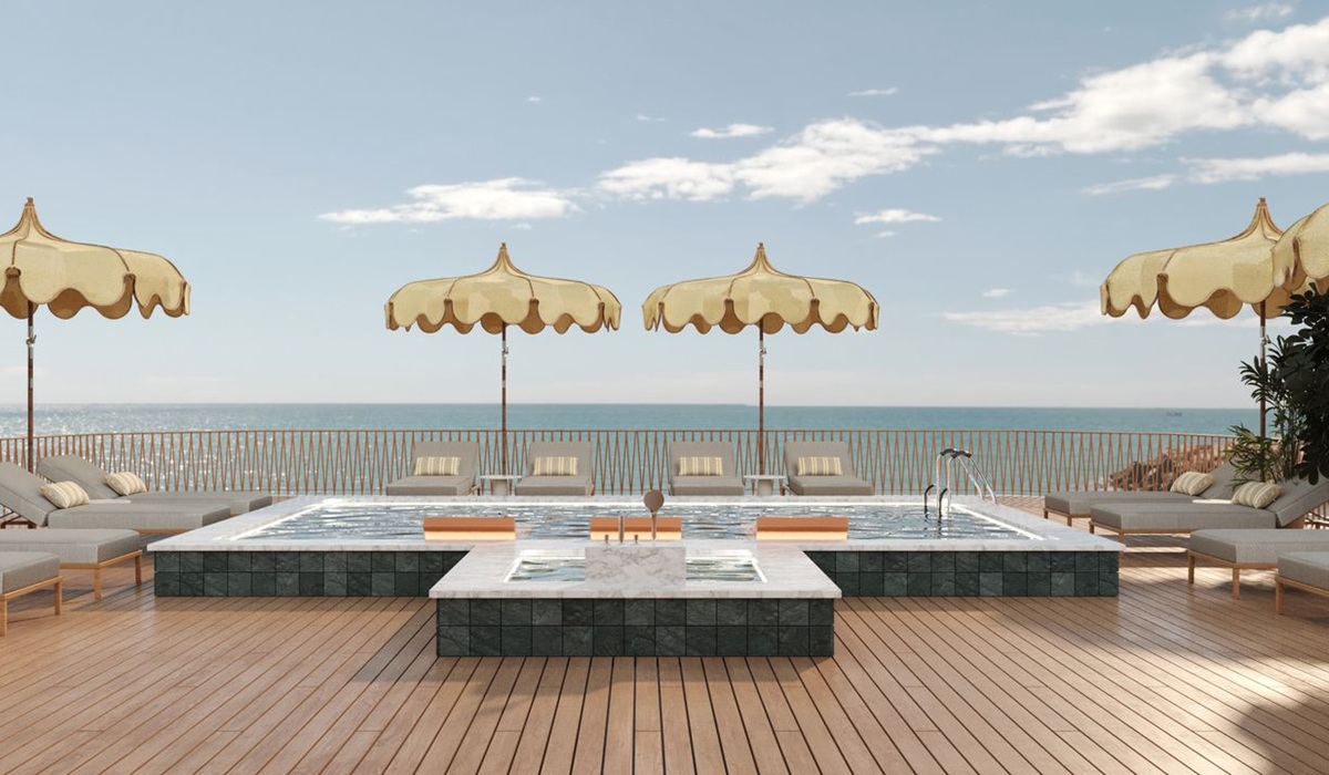 Deck, AmaNubia