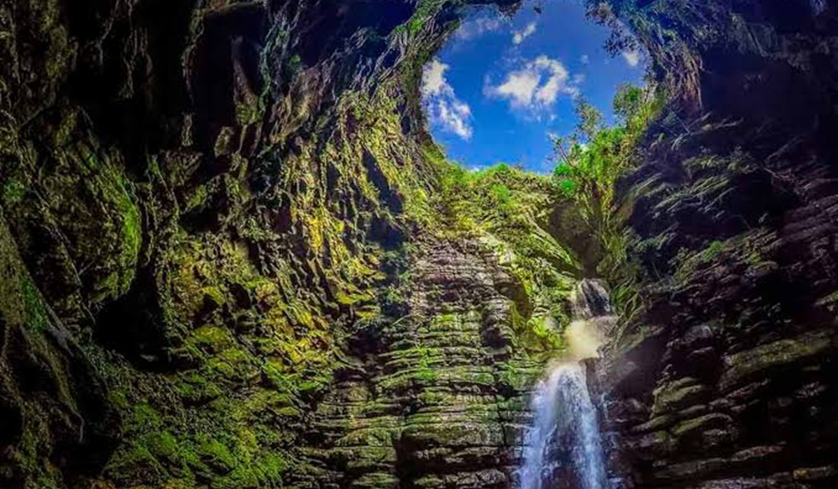 Buraco do Padre, Campos Gerais