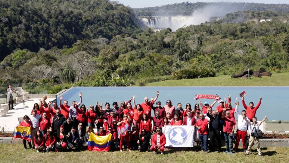 Cerimônia no Parque Nacional das Cataratas, em Puerto Iguazu reuniu jornalistas de 12 países em 2018 Cerimônia no Parque Nacional das Cataratas, em Puerto Iguazu reuniu jornalistas de 12 países em 2018